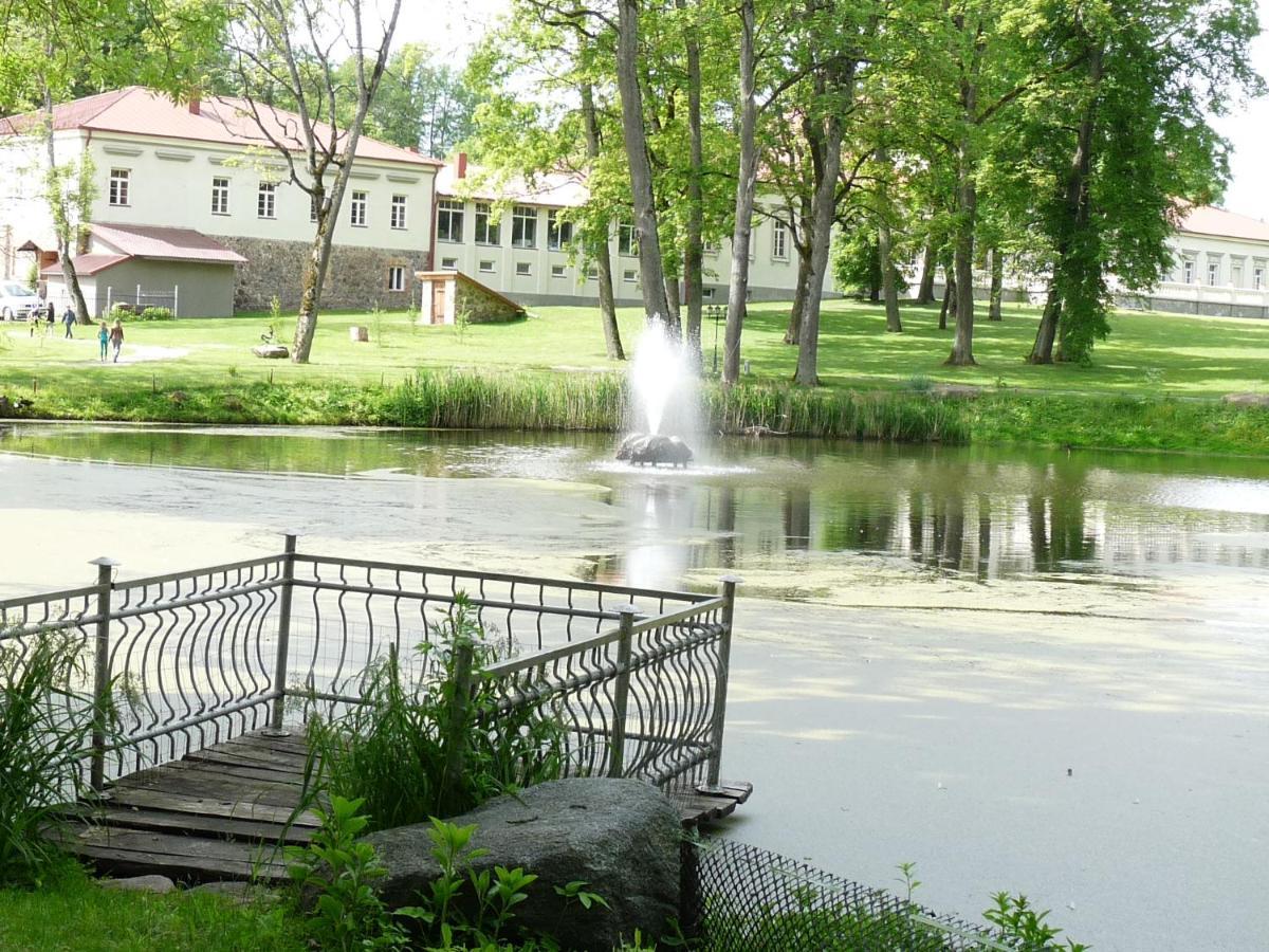 Taujenu Dvaro Sveciu Namai Towiany Kültér fotó